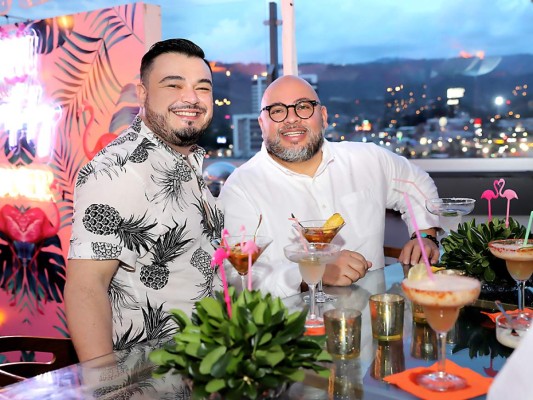 Miami Vibes en la fiesta de Abner Sanders