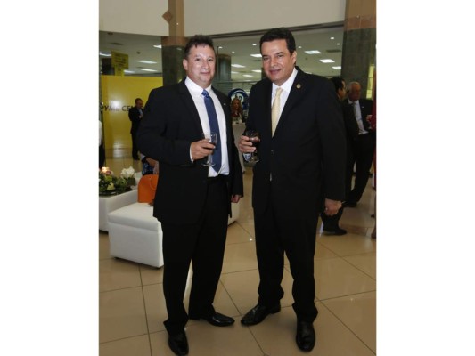 Brindis por Martha Susana Oviedo