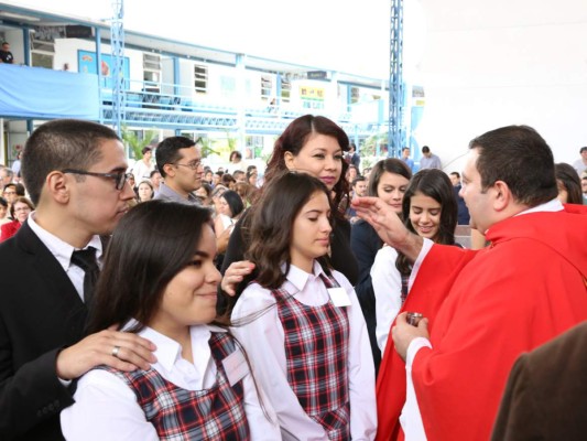 Confirmación en Macris School