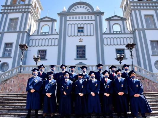Graduación seniors 2020 de Antares y Aldebarán