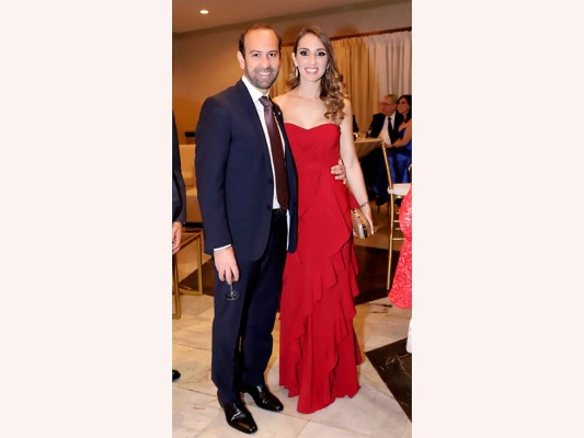 La boda eclesiástica de Remo Fernando Memoli y Marisela Avilés Durón