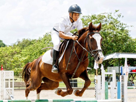 Competencia por la FEI Children Gold Tour 2018  