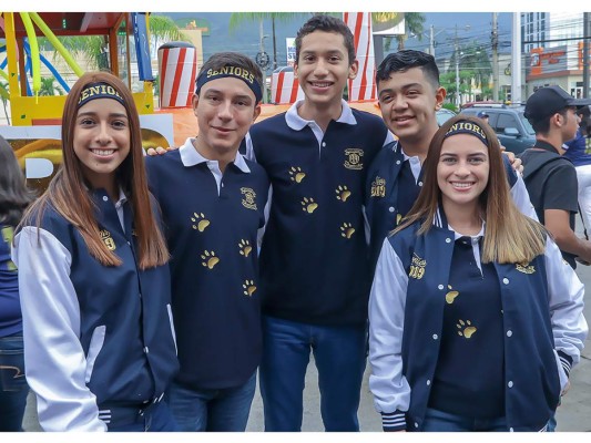 Así fue el seniors entrance de la Academia Americana