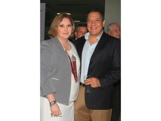 BANPAIS rinde homenaje al padre Antonio Quetglas