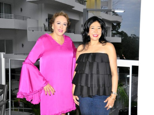 Diana y Kathi festejan su cumpleaños