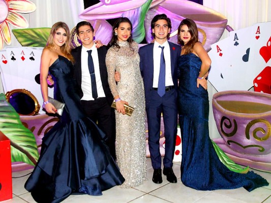 La fiesta Prom de la EIS 2017