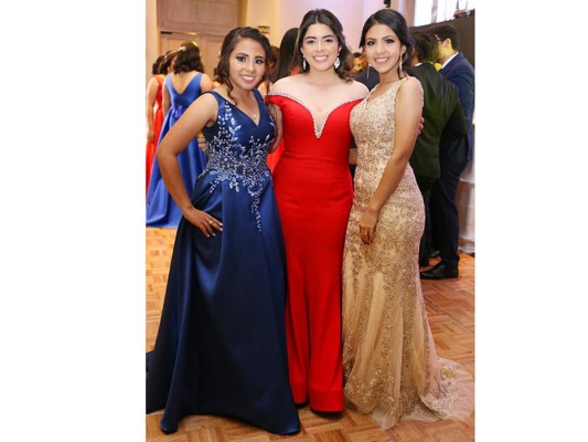 Invitados a la prom night de la Liberty School