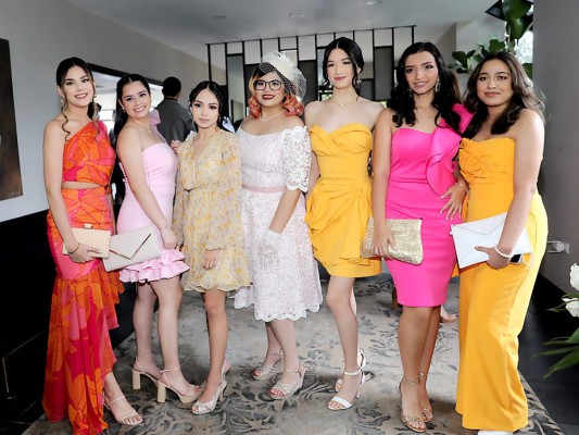 Isabella Leitzelar, Hanin Hasbun, Andrea Antunez, Camila Dubón, Isabella Castillo, Martha Bahr y Luna Ayala