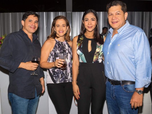 Art trunk show en Condominios Terranova Torre 1   
