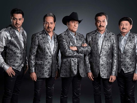 Los Tigres del Norte son una de las bandas más favoritas de los 'narcos', muchas de sus canciones narra la historia de muchos de ellos.