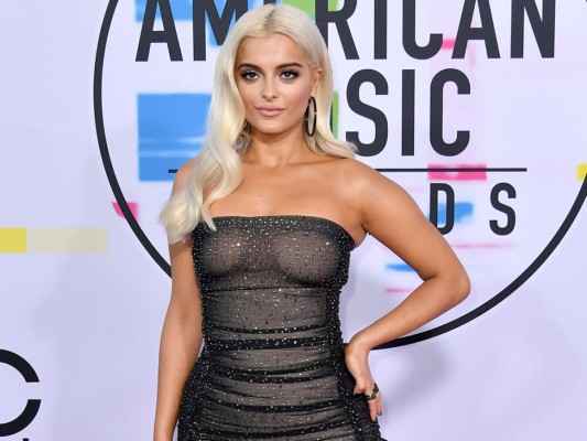 Bebe Rexha afirma que los diseñadores no la quieren vestir por su talla