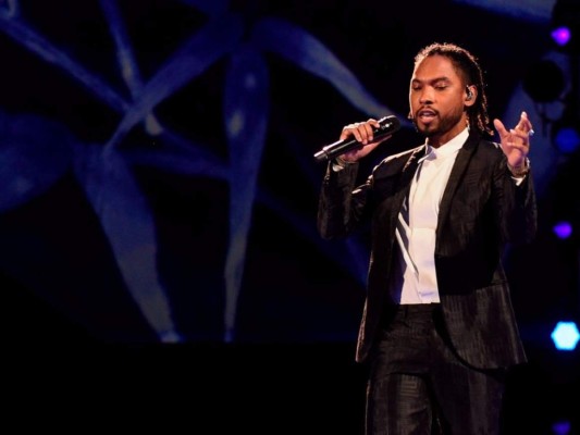 El cantante estadounidende Miguel Jontel fue el encargado de cantar en el show