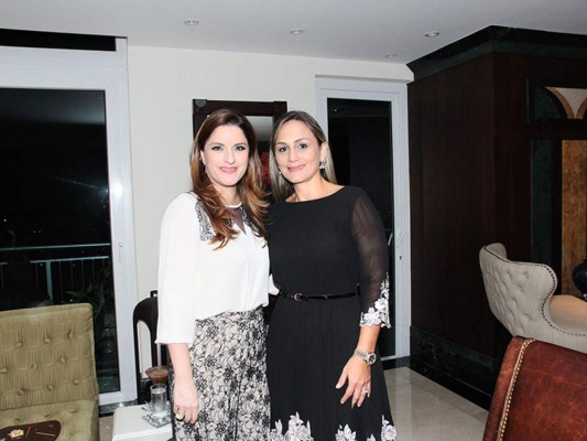Noche de karaoke para Rachel Ramos  