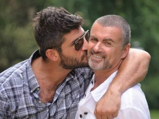 Connmovedor mensaje de novio de George Michael