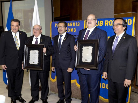 Club Rotario reconoce a destacados empresarios de C.A.  