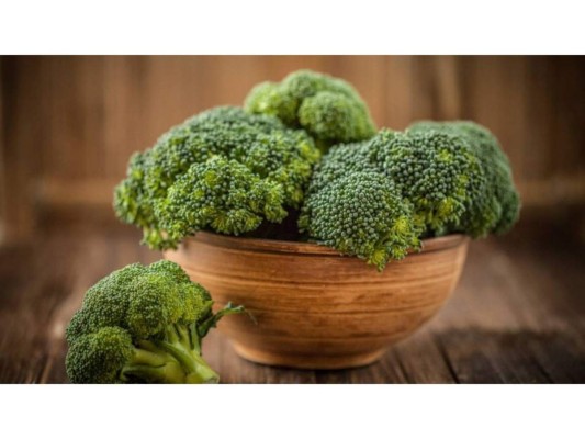Brócoli<br/>Contienen vitamina E, que es muy importante a la hora de desinflamar cualquier parte del cuerpo.<br/>