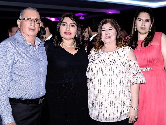 Memorable fiesta en honor a Jaqueline Diek