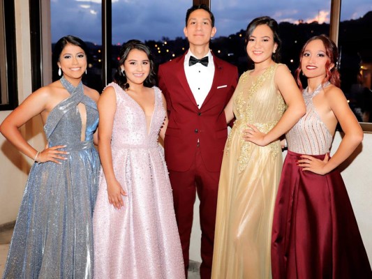 Red Carpet: Prom de los Seniors 2019 de La Estancia School