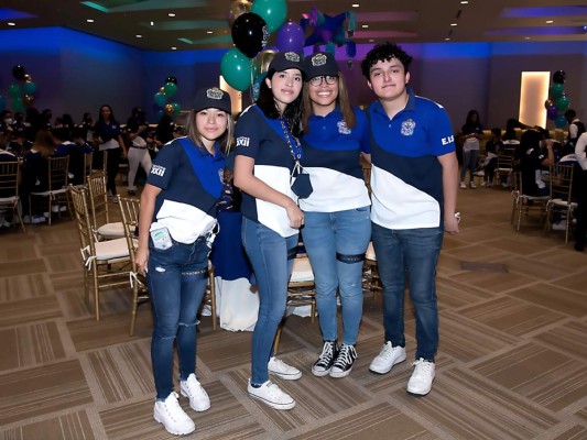 Senior entrance de la Escuela Internacional Sampedrana 2022