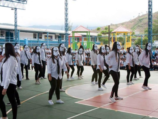 Macris Senior Entrance