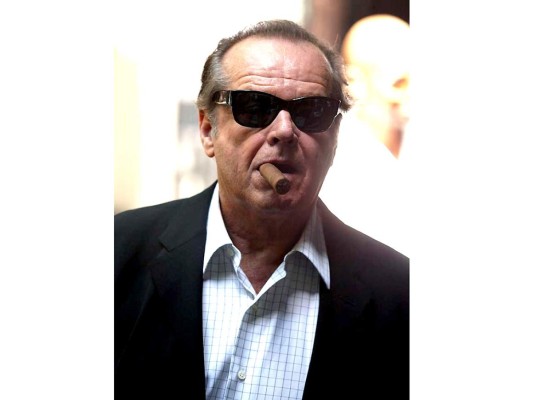 Jack Nicholson es amante de los cigarros y los puros