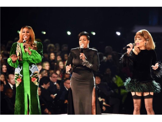 Aretha Franklin recibe un tributo por Andra Day, Yolanda Adams & Fantasia
