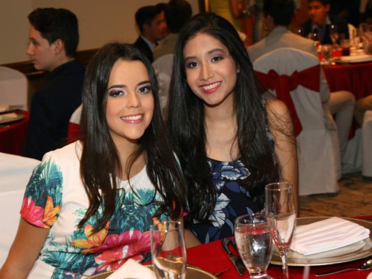 Tradicional almuerzo de los seniors de la Dowal School