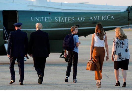 Melania y su hijo se mudan a la Casa Blanca