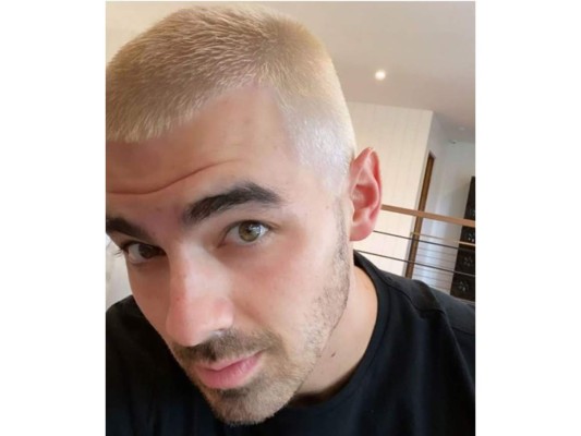 Joe Jonas estrena nuevo look