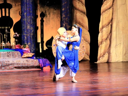 Mágica presentación de La Academia de Baile ADAGIO
