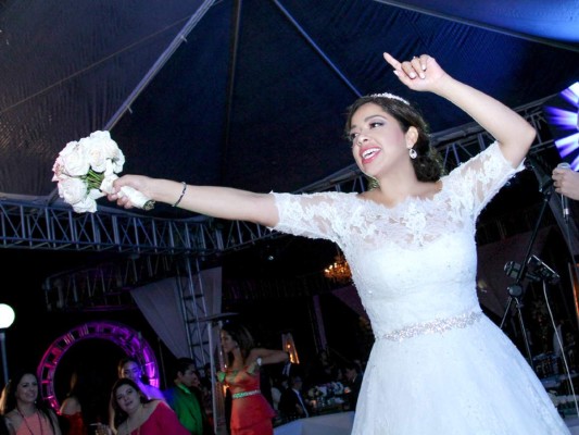 La boda de Kimberly Martínez y Nelson Muñoz