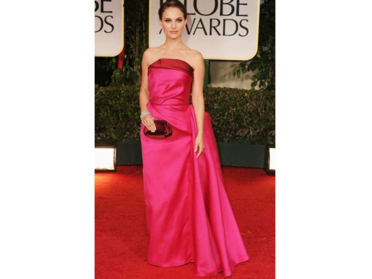En la alfombra roja de los Golden Globe 2012 con un strapless by Lanvin