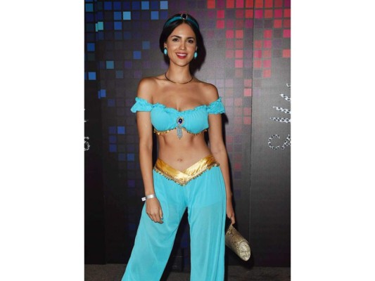 Eiza Gonzales ha sido atacada por su cuerpo, ya que algunos medios de comunicación afirman que la actriz se ha hecho algunos retoques e incluso se supone que sus fotos tienen photoshop, pero ella ha salido en su defensa diciendo que es su cuerpo y que no está bien el Body Shaming que le hacen.
