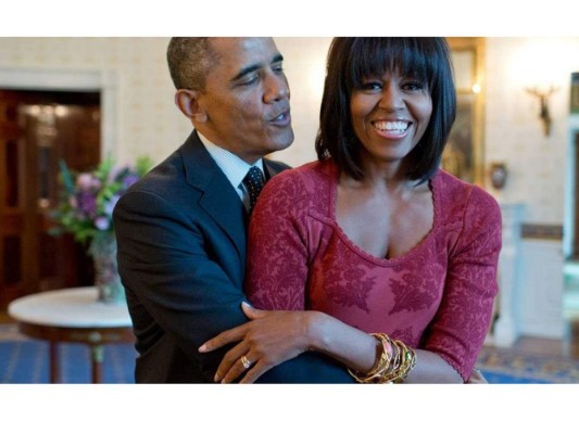 Michelle y Barack Obama presentaron su fundación y el sitio www.obama.org