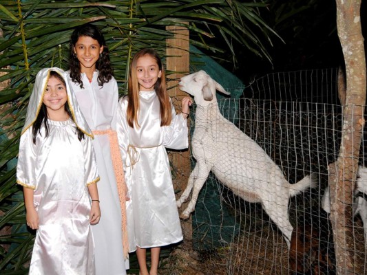 La comunidad Franciscana celebra la Navidad