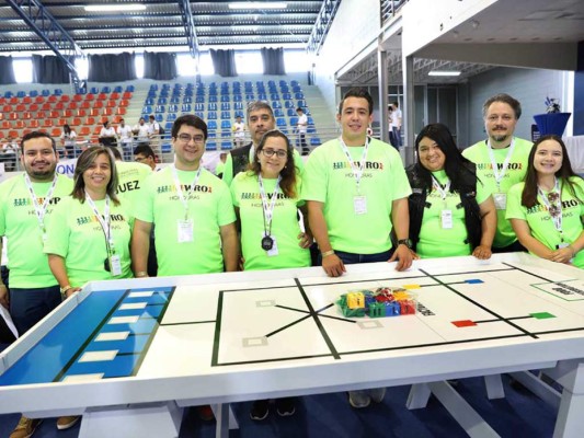 II Olimpiada Nacional de Robótica en Unitec