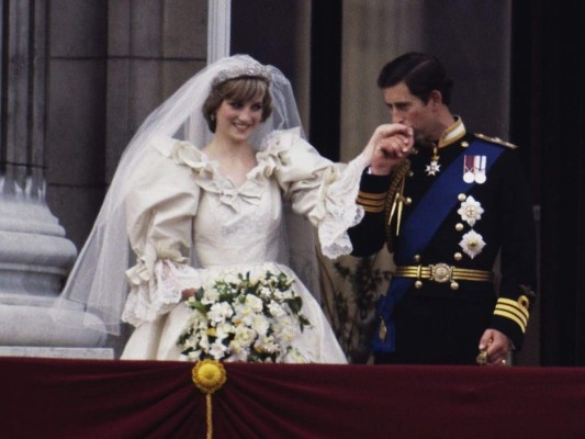 La tumultuosa historia del Príncipe Charles y la Princesa Diana