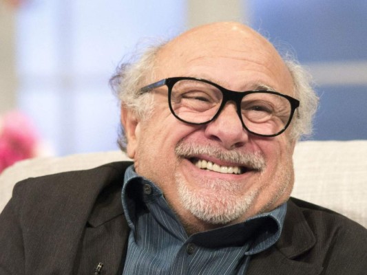 Danny DeVito solía ser peluquero… de la morgue.