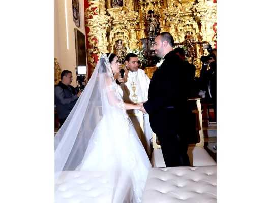 La boda de Natalie Cooper y Rodrigo Marenco  