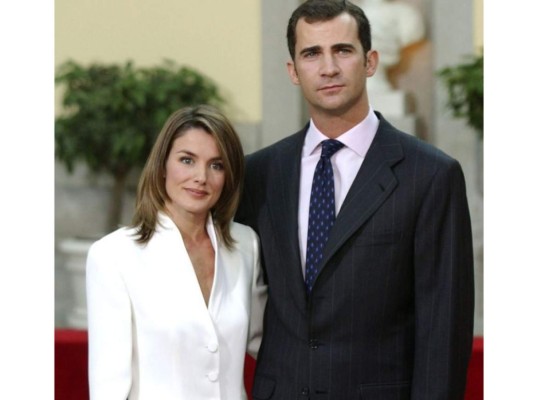 Dos días después, el 3 de noviembre, hacían su primera presentación ante los medios en Palacio de la Zarzuela.<br/>