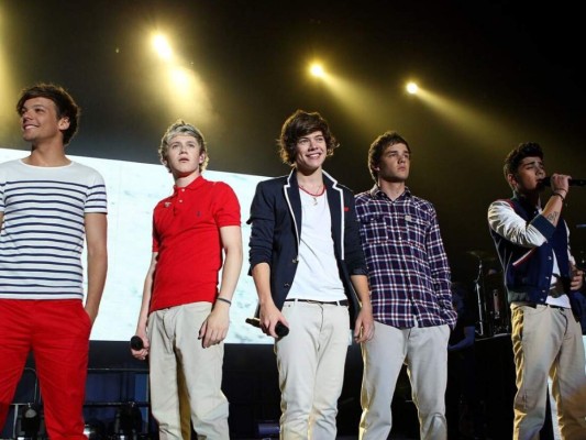 En diciembre de 2011 inició su primera gira, Up All Night Tour. El tour tuvo 62 fechas distribuidas en Europa, Norteamérica y Oceanía. Ésta finalizó en julio de 2012. Se grabó un DVD en vivo de un concierto de esta gira y se tituló Up All Night: The Live Tour; éste vendió más de un millón de copias.<br/>