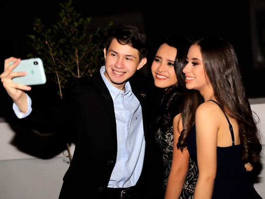 Julio Zepeda, Arianna Núñez y Brianna Santos