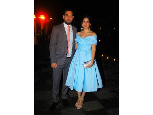 Elegante fiesta nupcial para Sofia Barletta y Jorge Vitanza