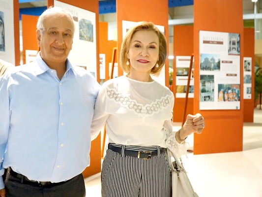 Inauguran la exposición La Sábana Santa de Turín