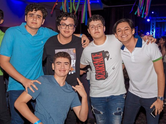 Andrés Canahuati, Lucio Ferrera, Jorge Hall, Ricardo Chávez y Rafael Obregón.