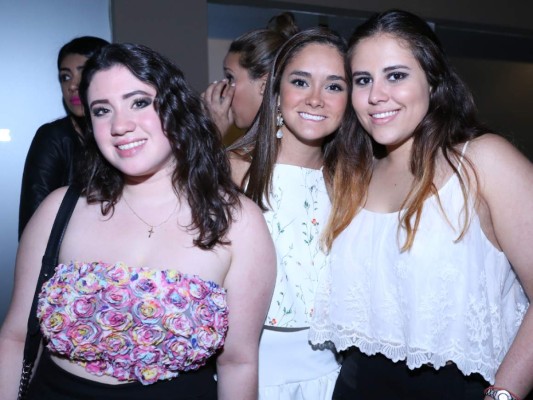 Apertura Up Lounge y Club