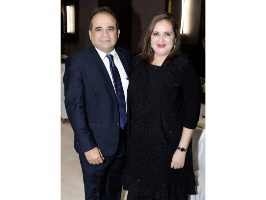 Club Rotario reconoce a destacados empresarios de C.A.  