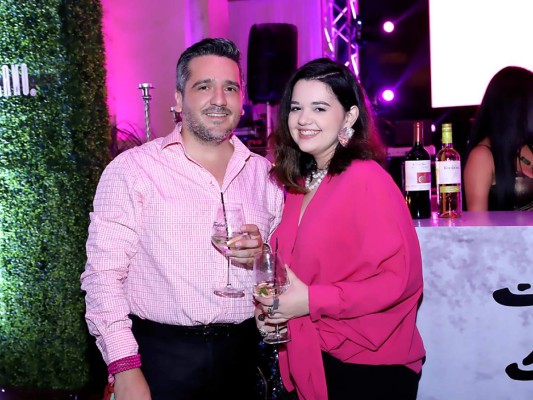 Invitados a BAC Credomatic Estilo Pink Party en 2018