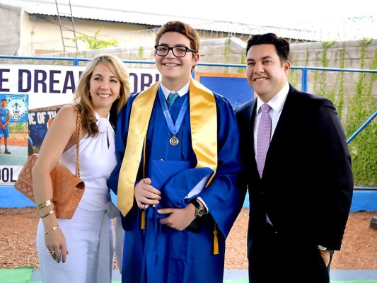 Graduación de los Seniors 2019 de la Discovery School