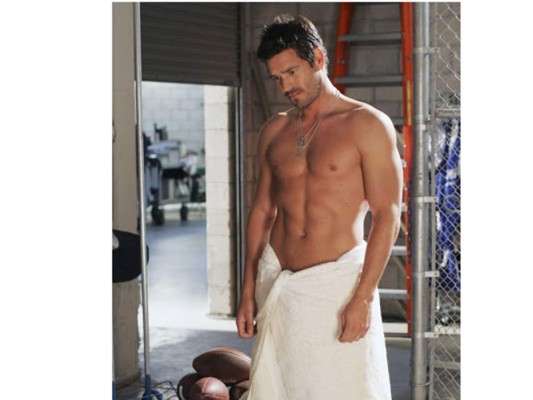 Luke Macfarlane
